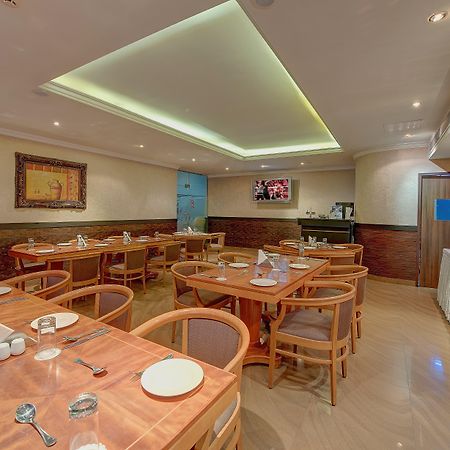 דובאי Palm Beach Hotel מסעדה תמונה
