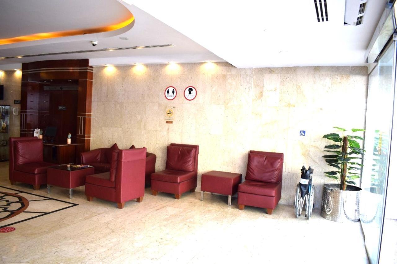 דובאי Palm Beach Hotel מראה חיצוני תמונה