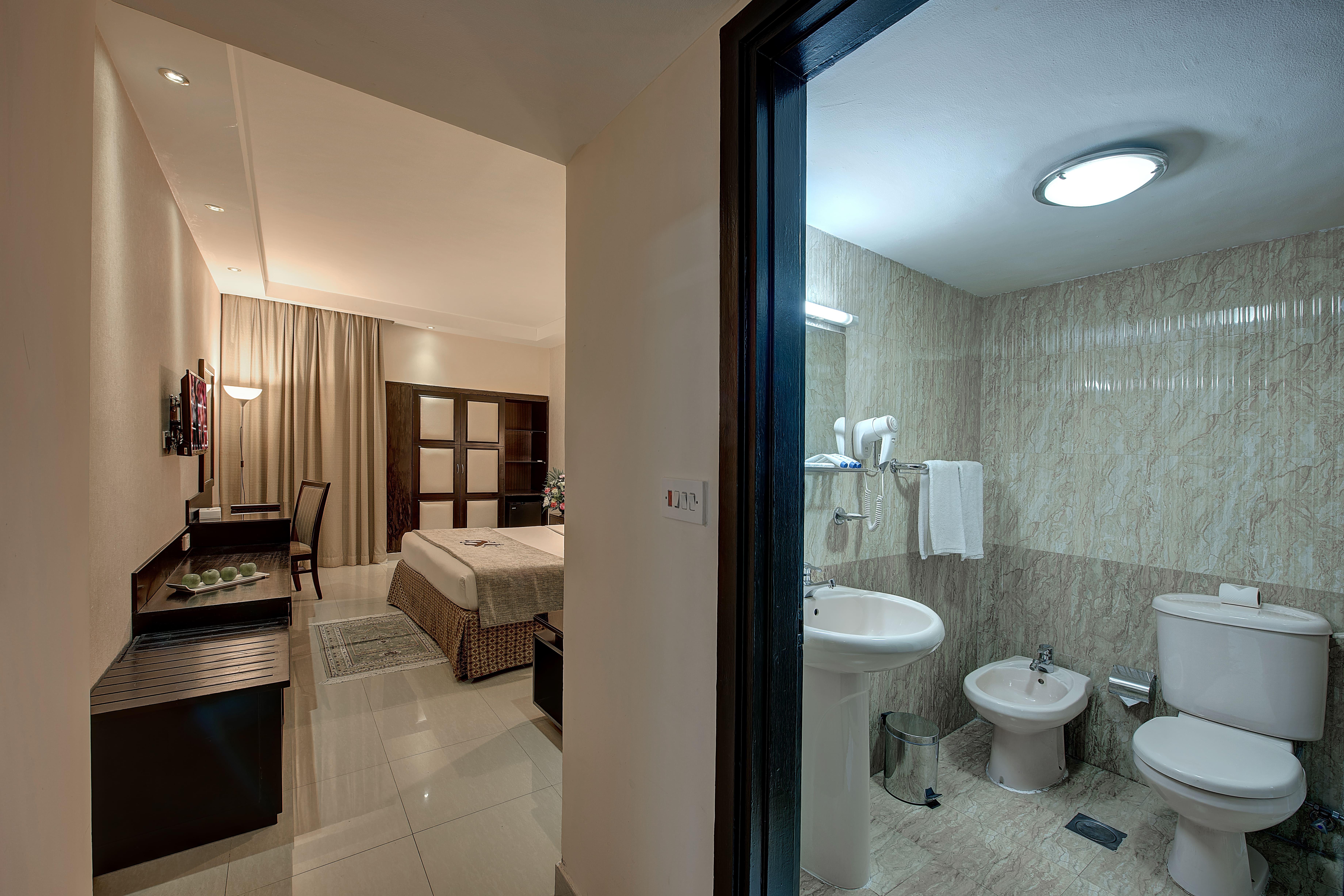 דובאי Palm Beach Hotel מראה חיצוני תמונה